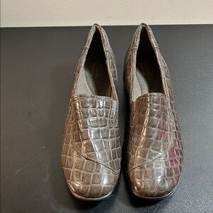 Clarks Brown Crocodile Pattern Loafers